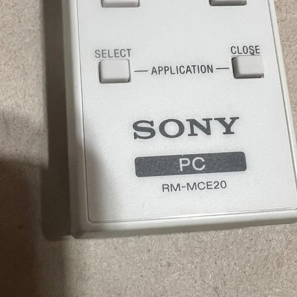 Sony RM-MCE20 PC Remote Control White‎ Media Center Controller
